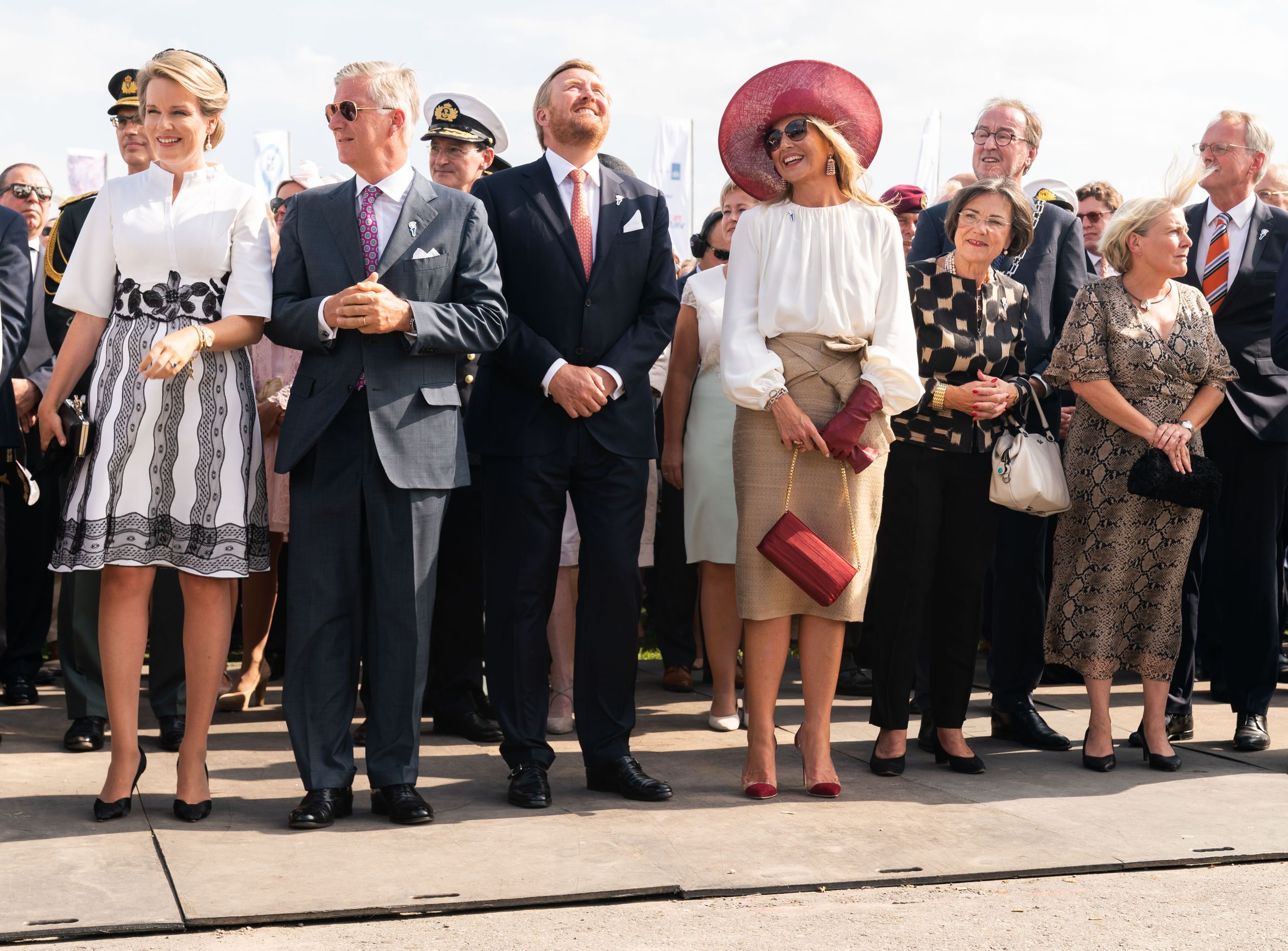 Willem-Alexander en Máxima bezoeken met de Belgische koning Filip en koningin Mathilde de stad