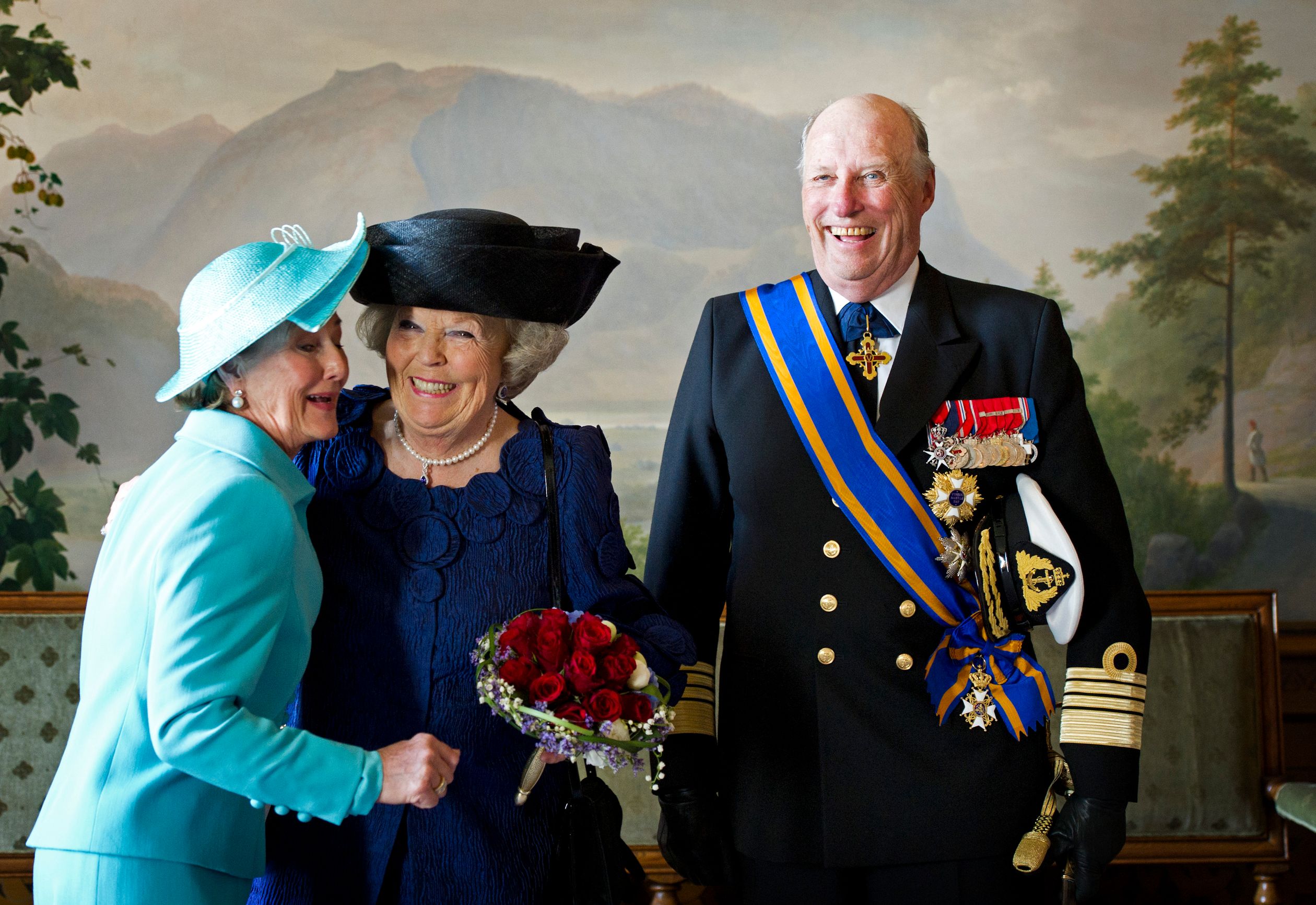 2010 - Koningin Beatrix brengt een driedaagse staatsbezoek aan Noorwegen.
