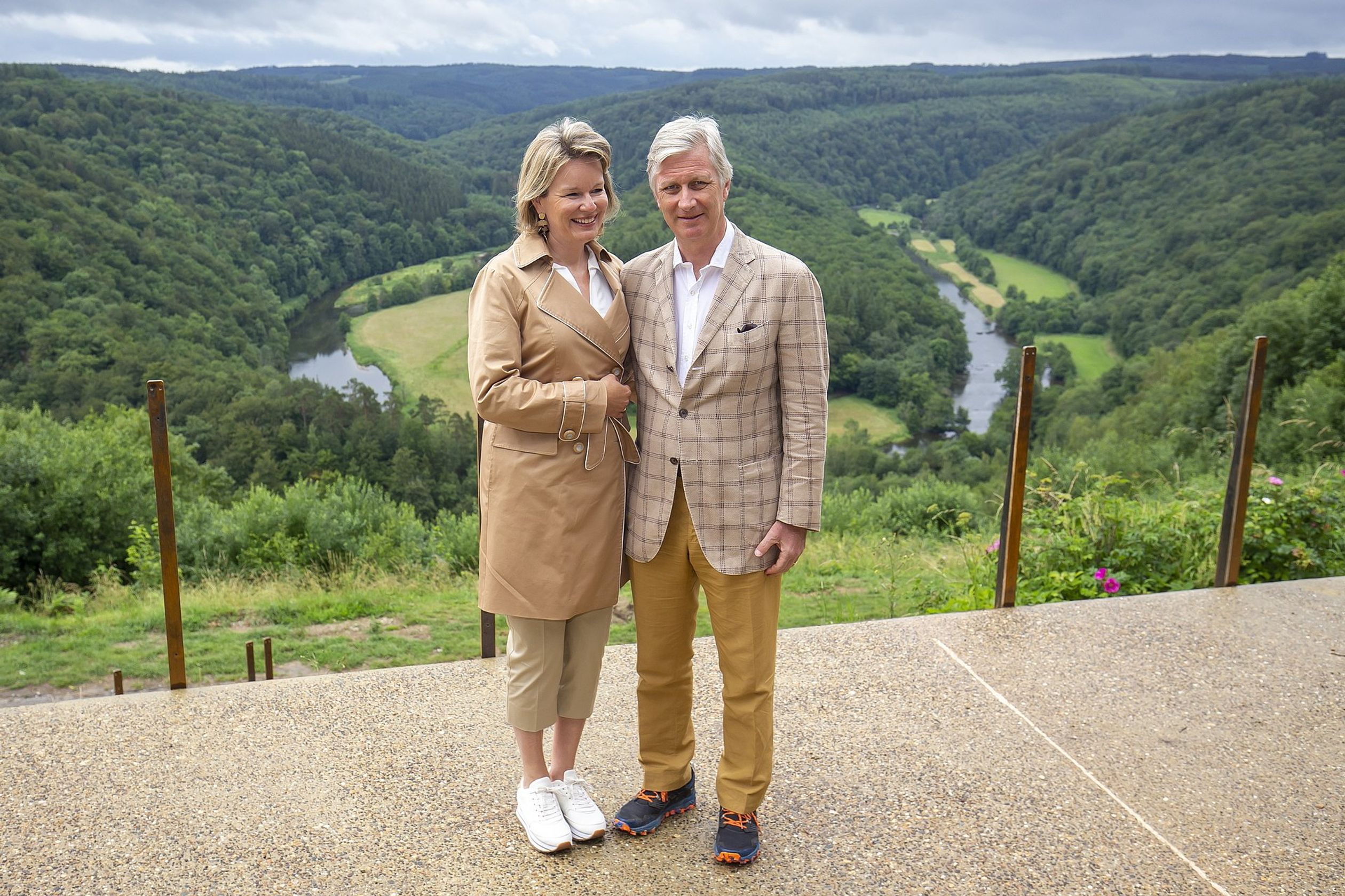 Om de toeristische sector te ondersteunen, bezocht de Belgische koninklijke familie in juni