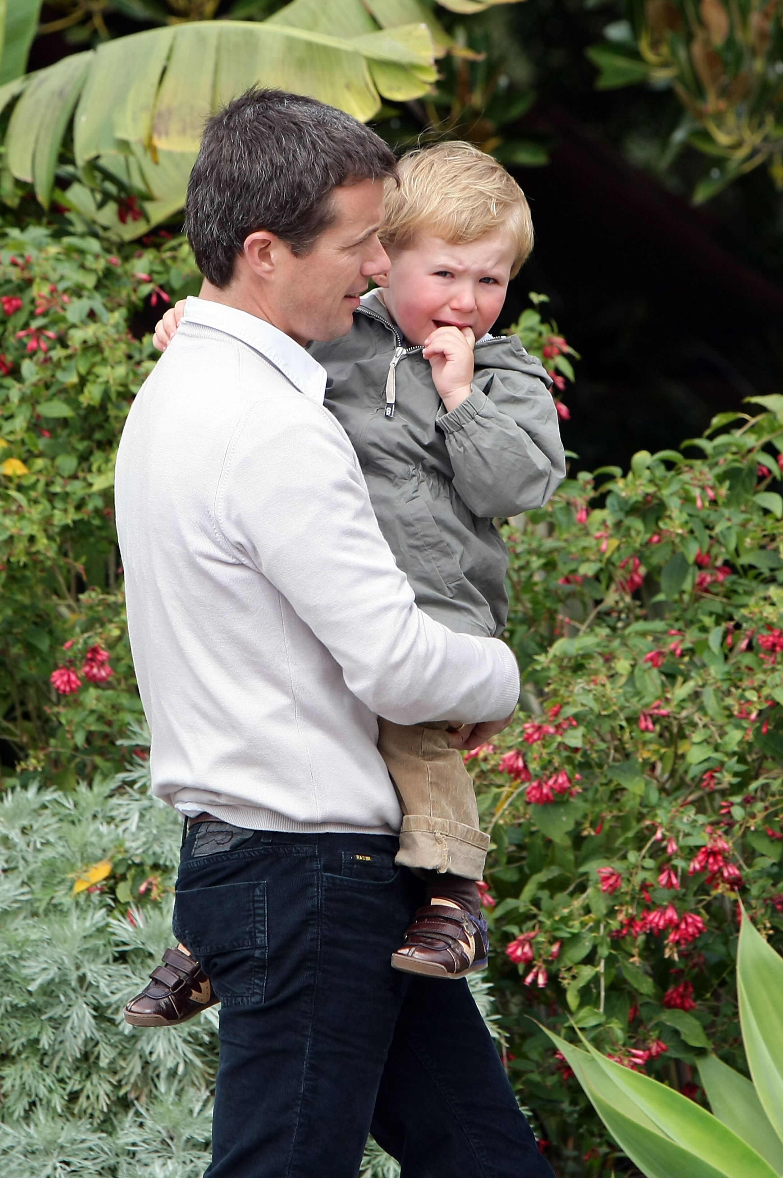 Prins Christian zette het op een huilen tijdens een fotoshoot in Sydney.