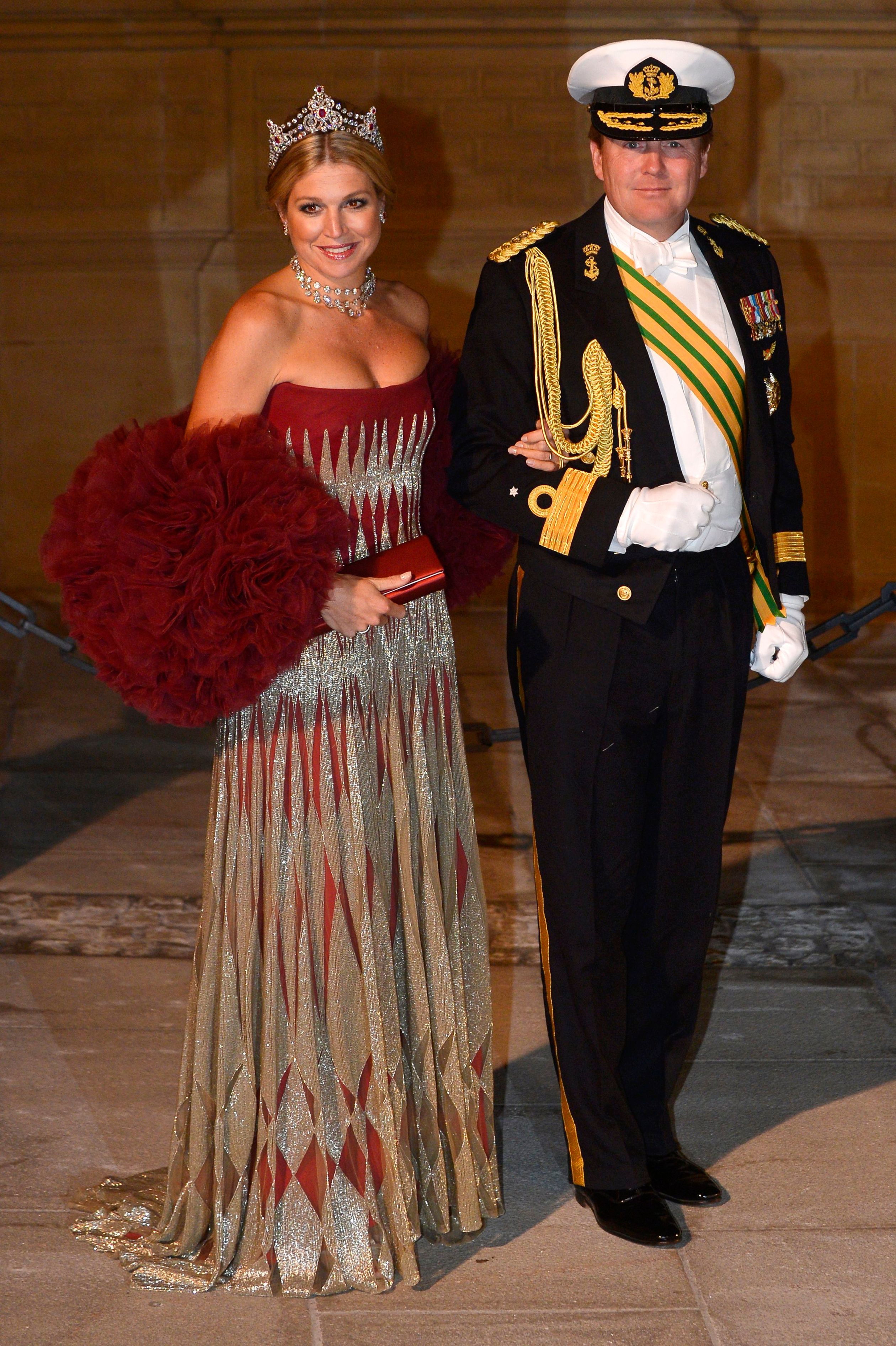 Máxima draagt deze bijzondere jurk bij het huwelijk van de Luxemburgse erfgroothertog Guillaume en