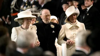 Bijzonder: Op deze koninklijke uitvaarten werd wit gedragen