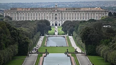 Prachtig koninklijk kasteel in Italië: Paleis van Caserta