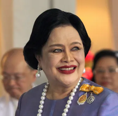 Koningin-moeder Sirikit