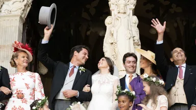 Bourbon-Parma's verzamelen zich voor Frans society-huwelijk