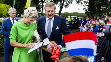 Dít draagt koningin Máxima bij het streekbezoek aan de Gelderse Vallei