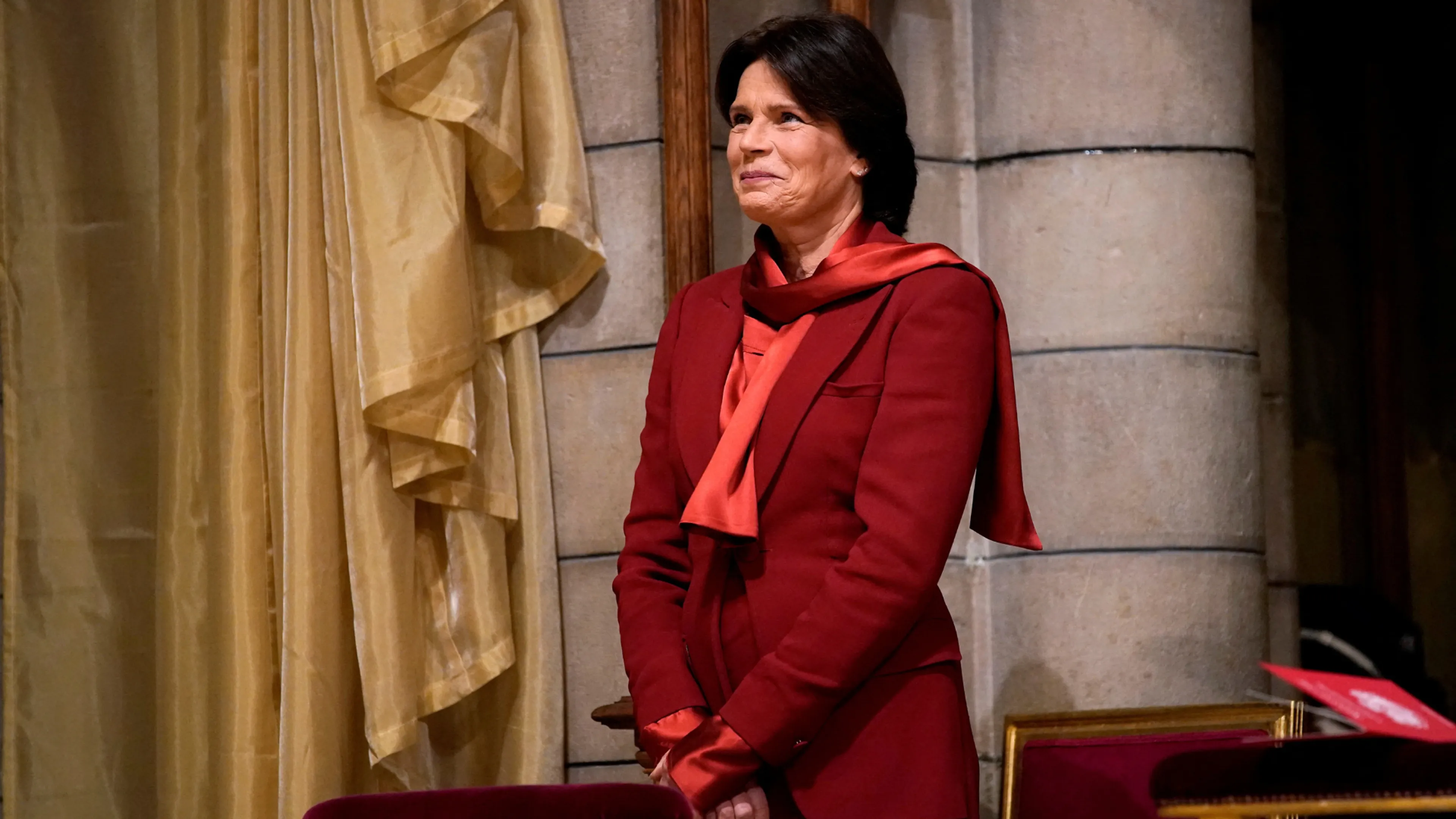 Zien: Super fitte prinses Stéphanie steelt de show in modecampagne