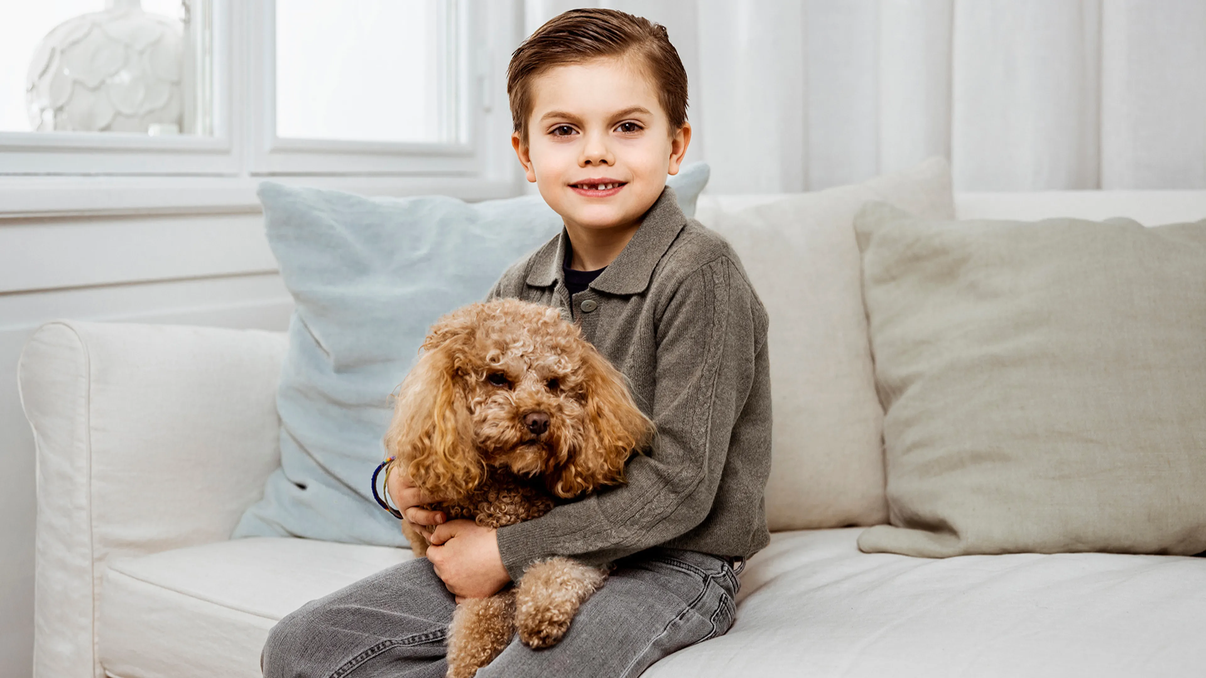 Prins Oscar is jarig: 12x de schattigste foto's van de Zweedse prins