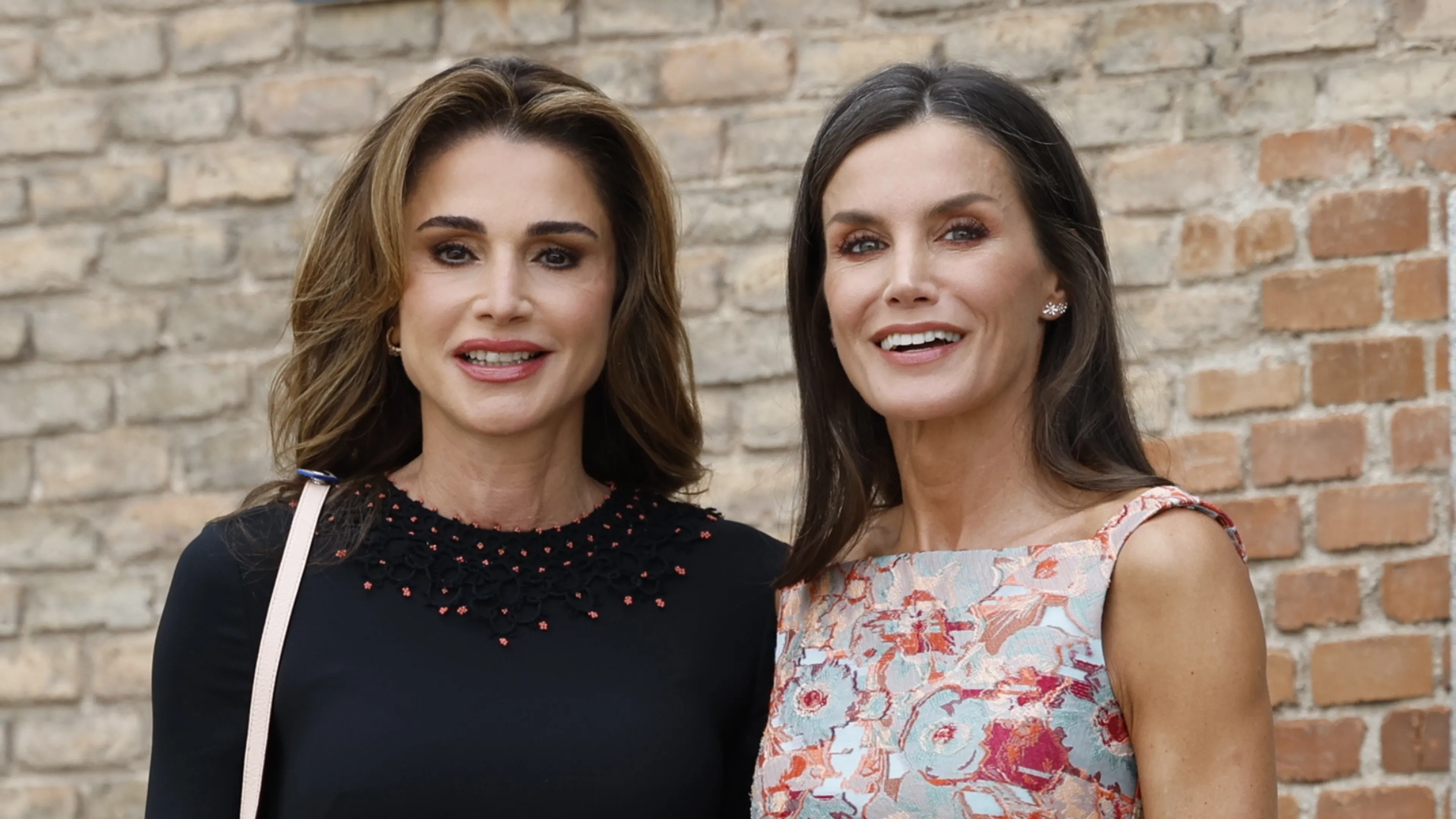 Rania en Letizia samen op stap in Madrid