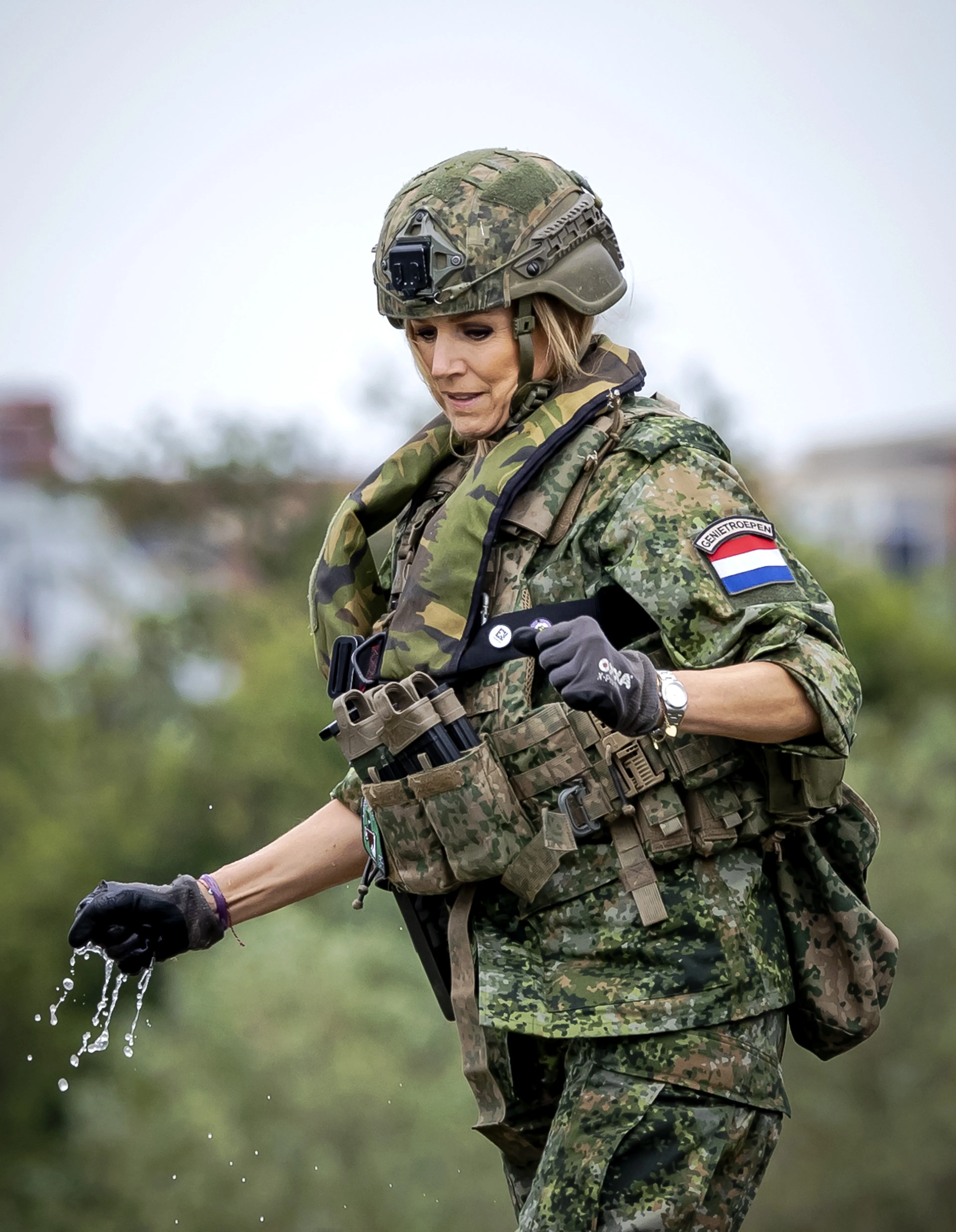 Koningin Máxima bezoekt het Regiment Genietroepen, onderdeel van de Nederlandse krijgsmacht (2024).