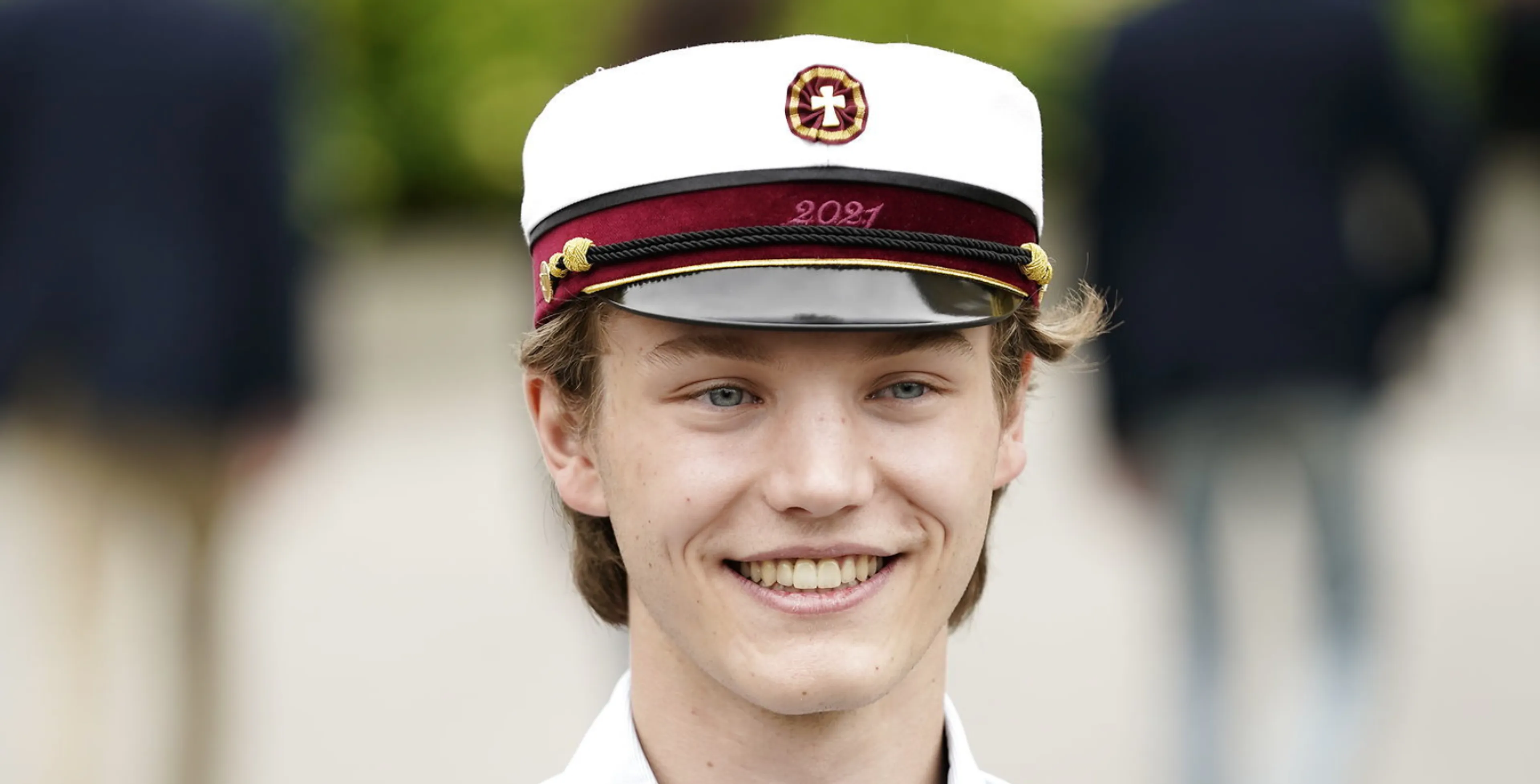 Prins Felix krijgt bijzondere pet na eindexamen