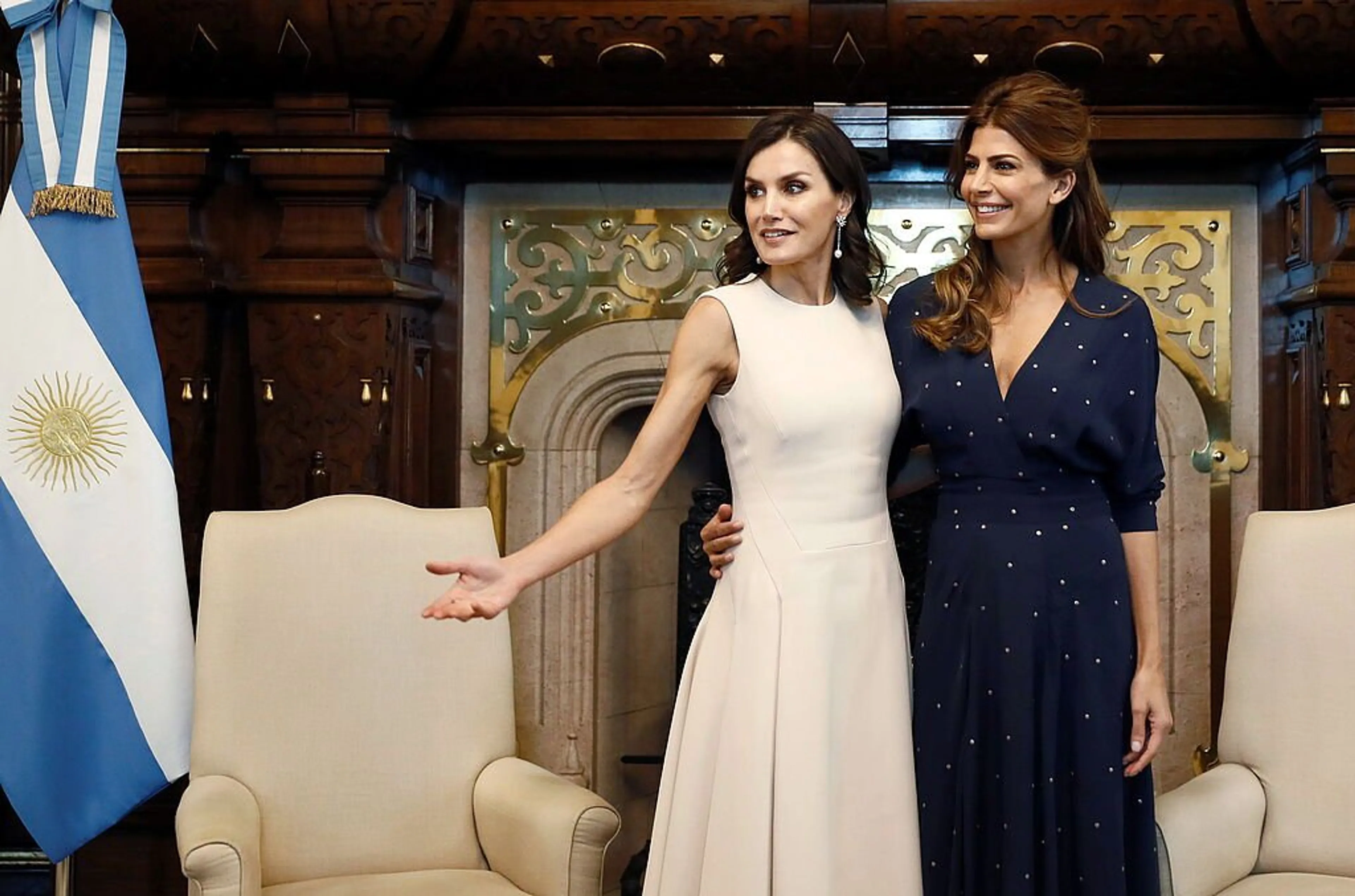 Foto's: Letizia en Juliana laten politiek over aan echtgenoten