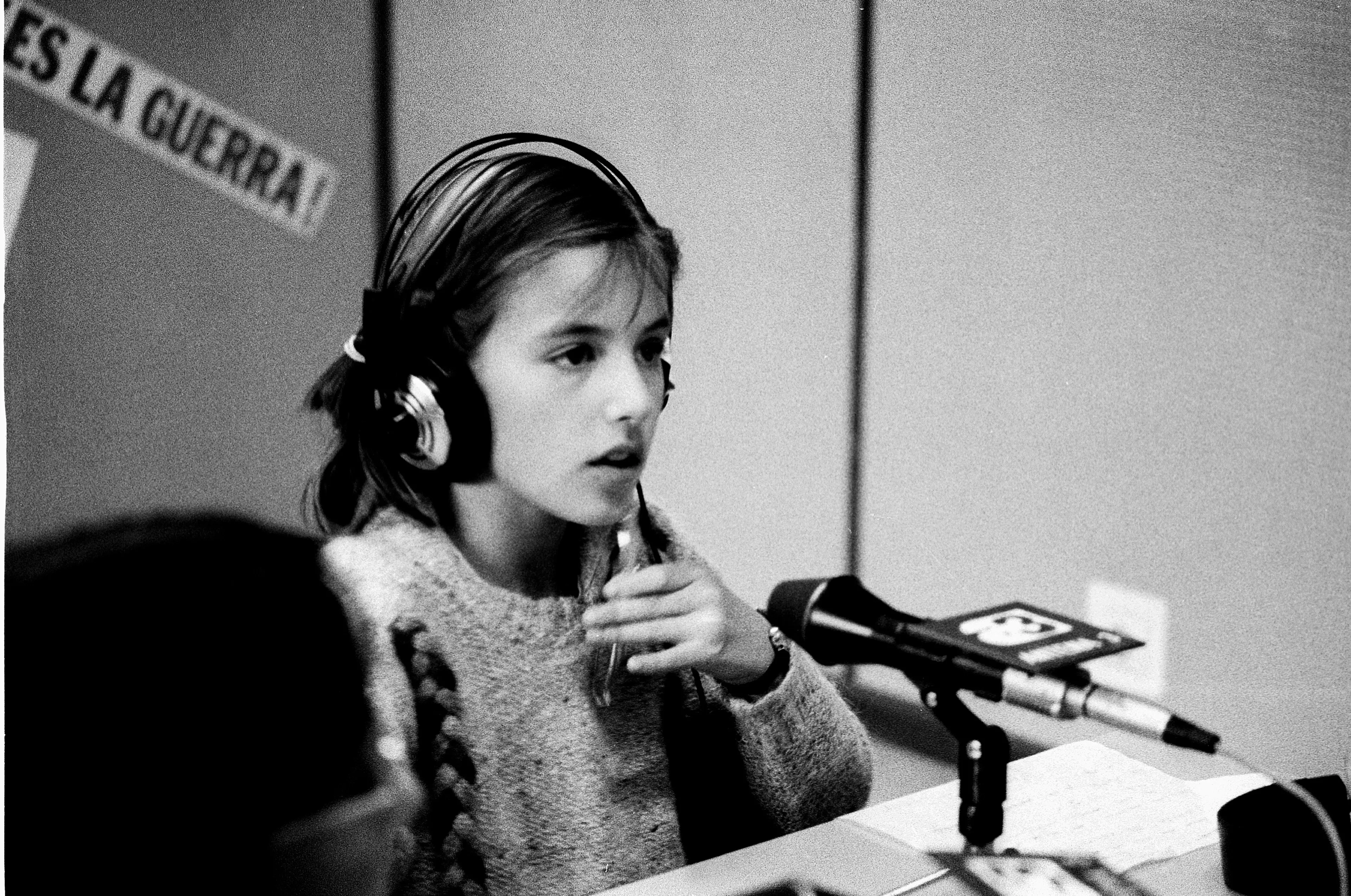 Jonge Letizia bij Spaans radioprogramma voor kinderen (1984).