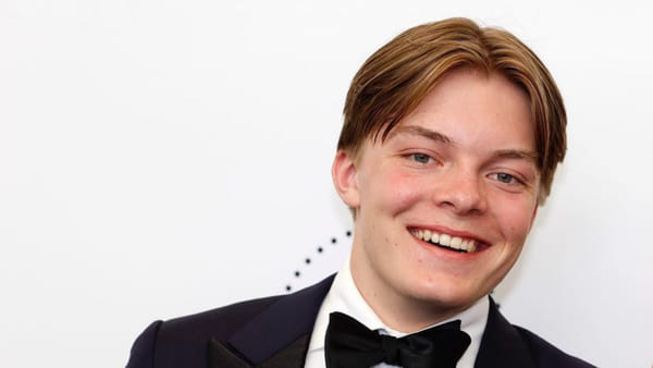 Graaf ClausCasimir van Oranje geniet van vakantie in Italië Blauw Bloed