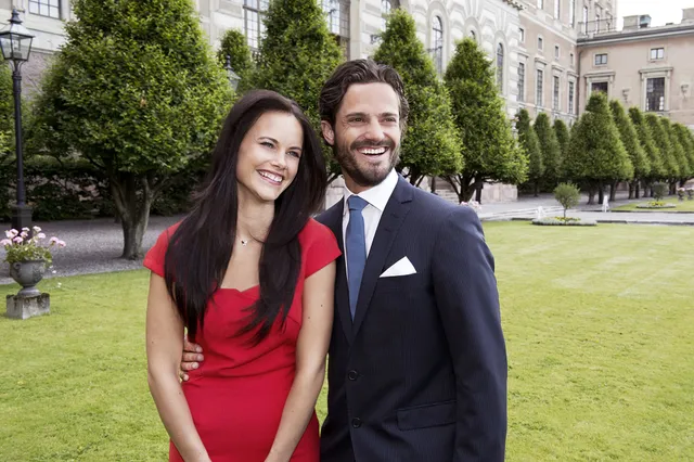 Carl Philip en Sofia maken hun verloving bekend.