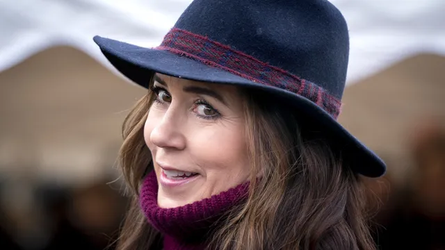 Kroonprinses Mary met een hoed.