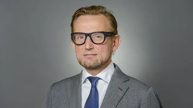 Bernhard Lucas Emmanuel van Vollenhoven