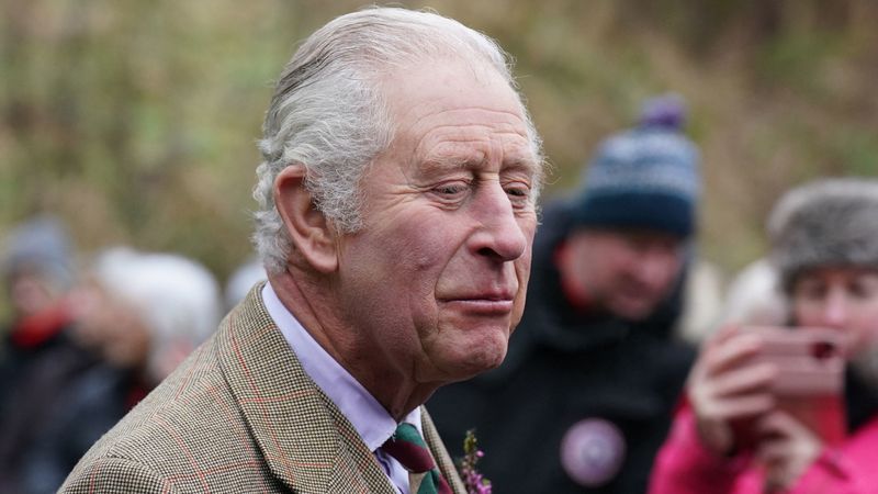 Koning Charles brengt een bezoek aan Schotland