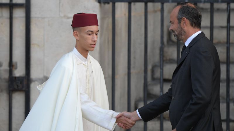 Zieke koning Marokko stuurt tienerzoon naar Parijs