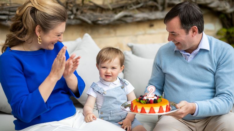 Feestelijke fotoserie: Hoera, prins Charles is 2 jaar!