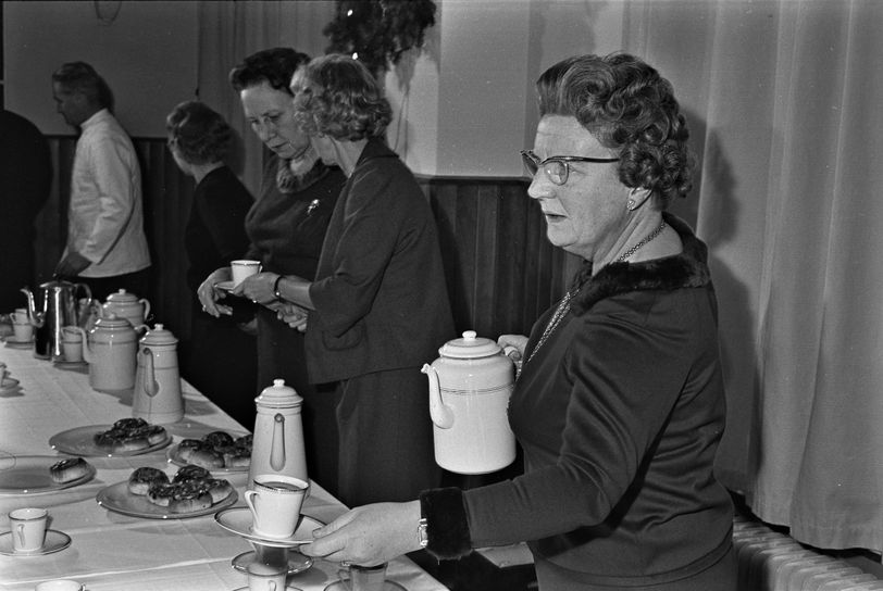 Terug in de tijd: warme chocolademelk schenken op Paleis Soestdijk