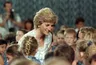 Zoet! Charles Spencer deelt nieuwe jeugdfoto van hem en prinses Diana